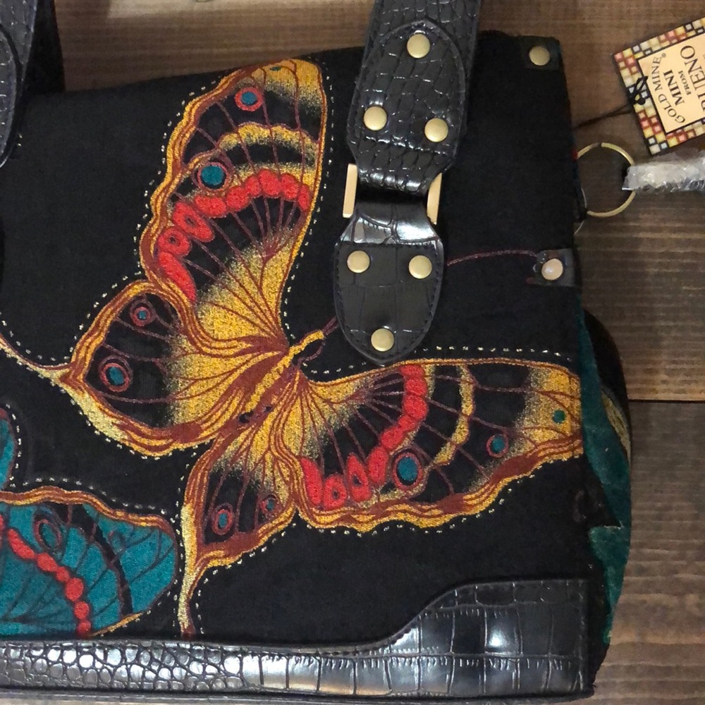 Bueno Butterflies Faux Suede Black Purse - Picture 3 of 8